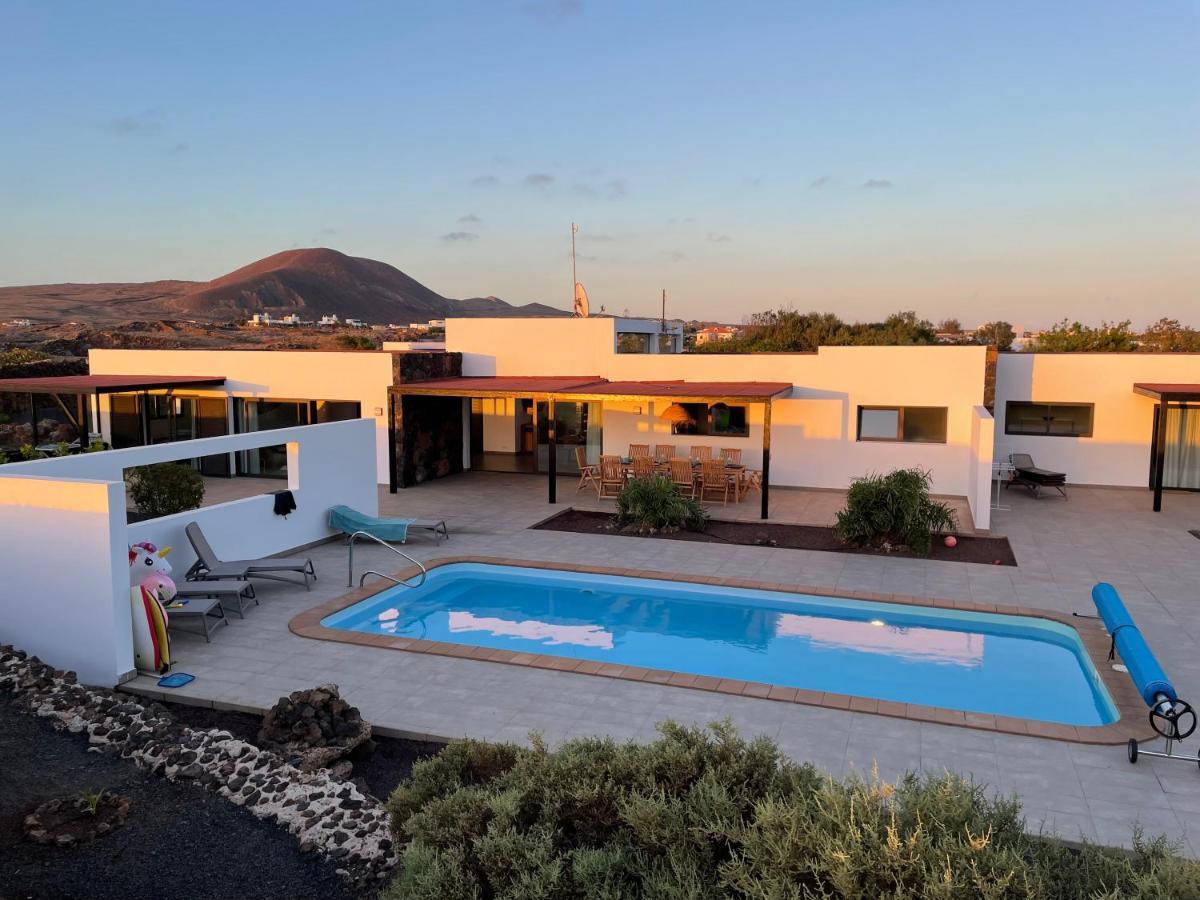 North Shore Villas, Villa Makai, Heated & Shared Pool Lajares Bagian luar foto