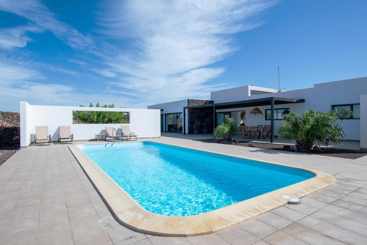 North Shore Villas, Villa Makai, Heated & Shared Pool Lajares Bagian luar foto